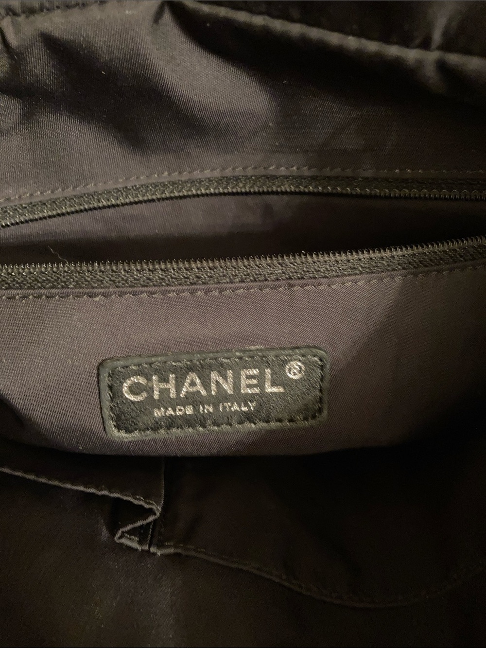 CHANEL Paris Biarritz Tote Bag with CC Charm & COA Rare Vintage Find - Picture 11 of 17